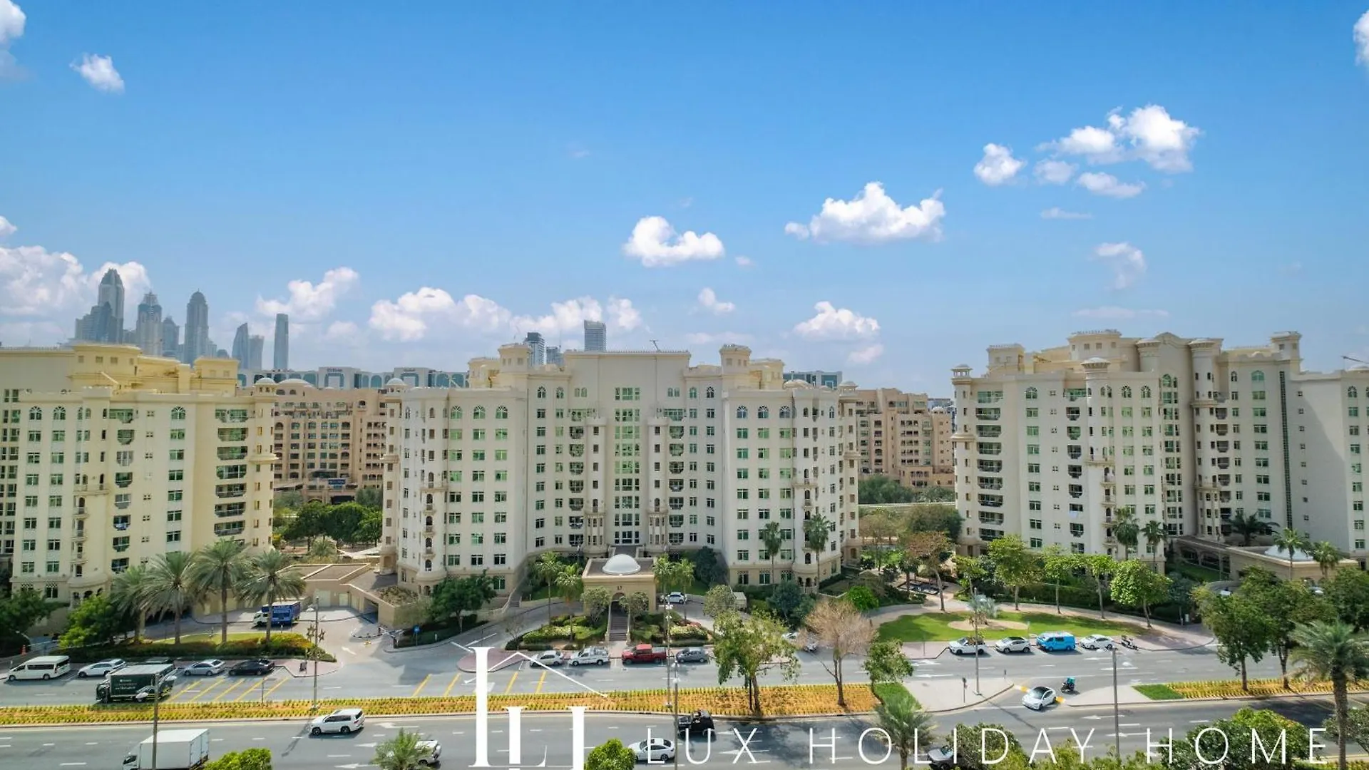 Lux The Shoreline Palm Island Skyline Suite 2 Dubai