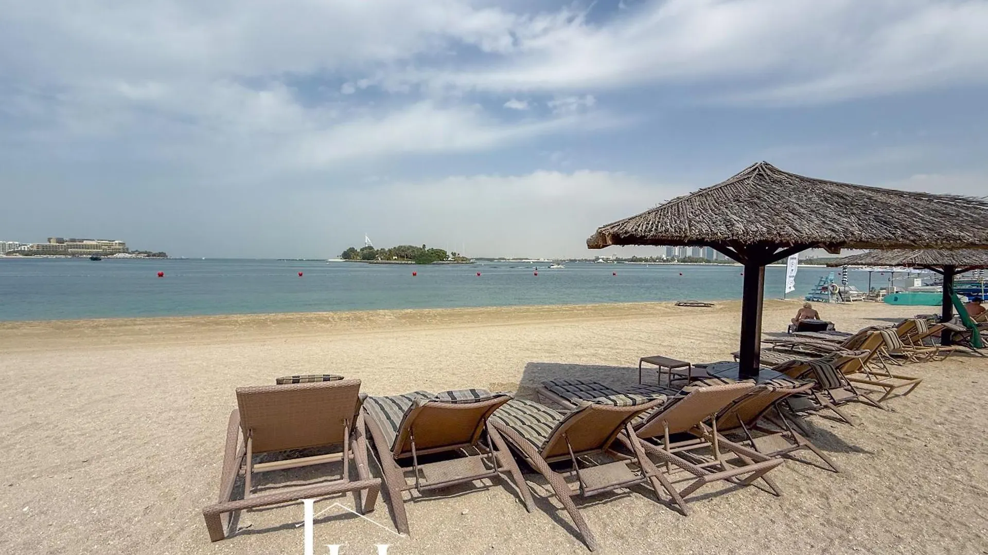 Apartment Lux The Shoreline Palm Island Skyline Suite 2 Dubai